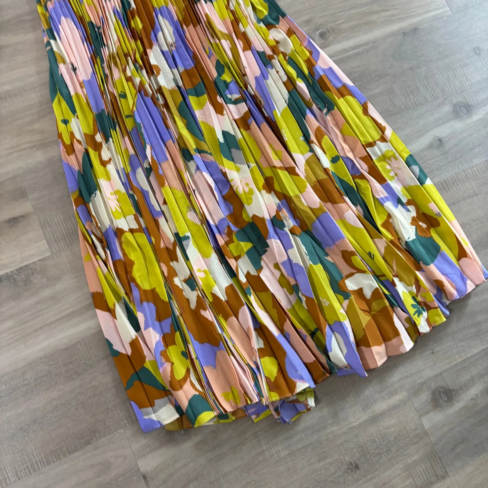 Astr the Label Blythe Plisse Midi Dress Lime Rust Floral Women Size Medium - Image 6