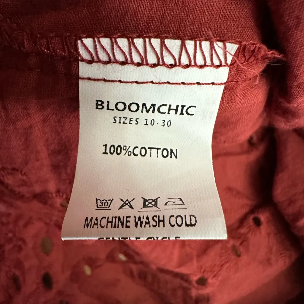 Bloomchic Red Eyelet Peplum Top Size 12 - Image 8