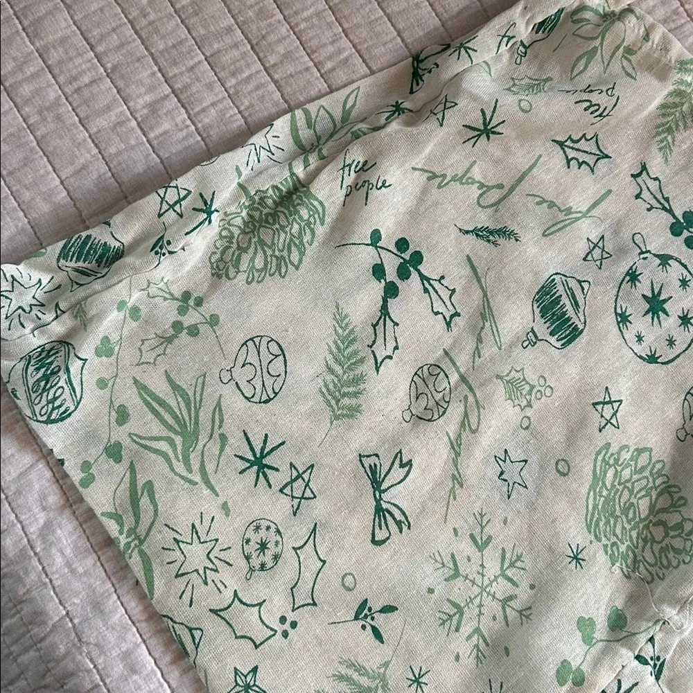 Free people, cream, holiday ornament, winter bow, reusable rare tote bag​ - Image 5