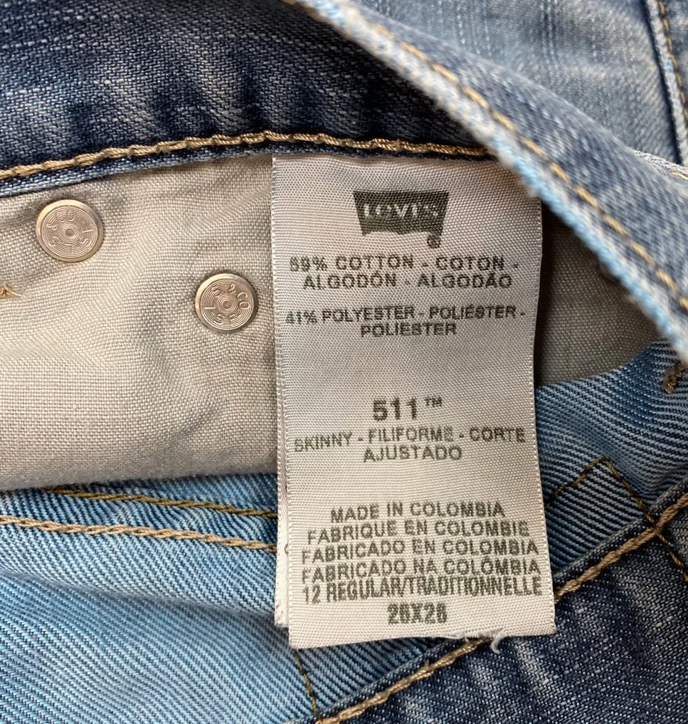 Levi’s Cutoff Denim Shorts 26” - Image 5