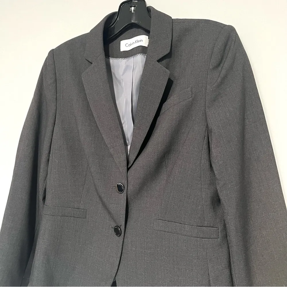 Calvin Klein  Gray Blazer Suit Jacket Size 8 Petite Business Meeting Work - Image 4