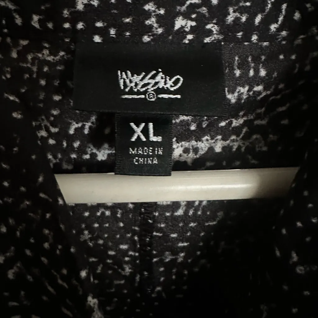 Mossimo Supply Co. Black and White Sleeveless Top Size XL - Image 4