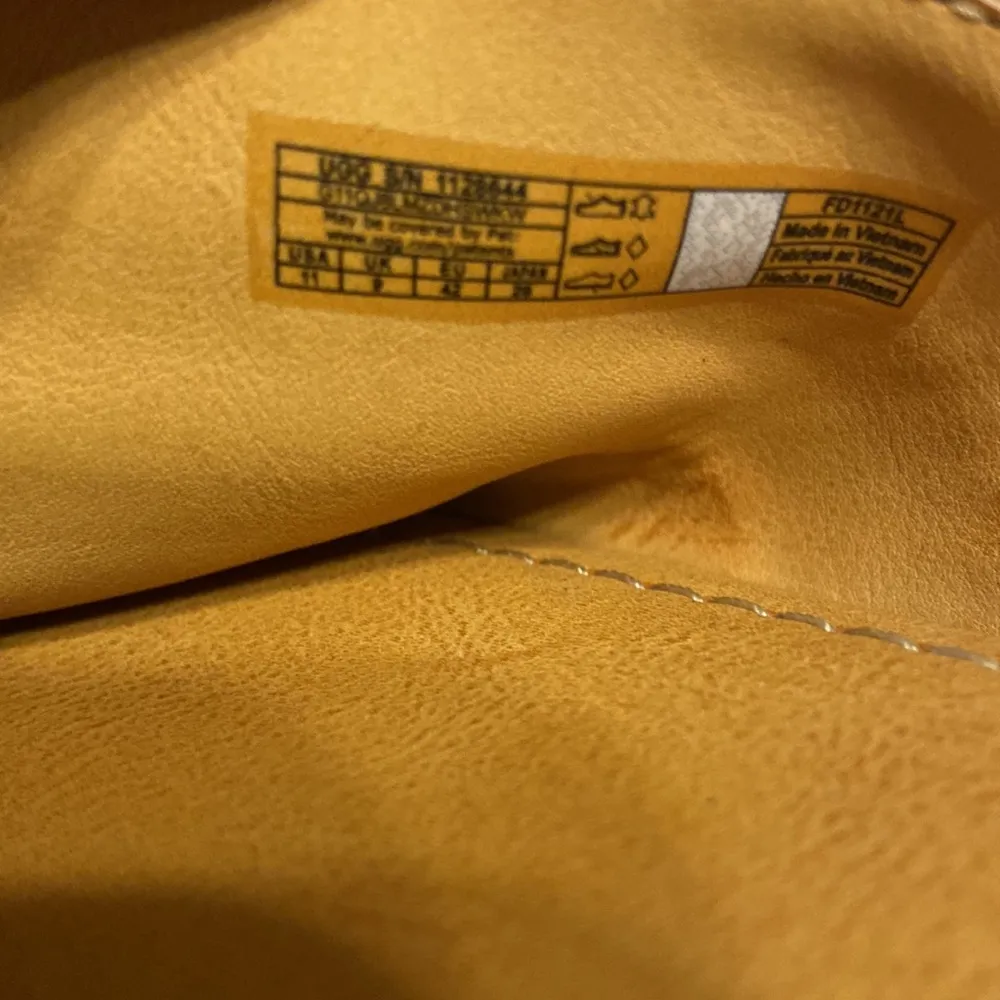 UGG Sandals size 11 so beautiful color black BNWOT please see all photos - Image 11