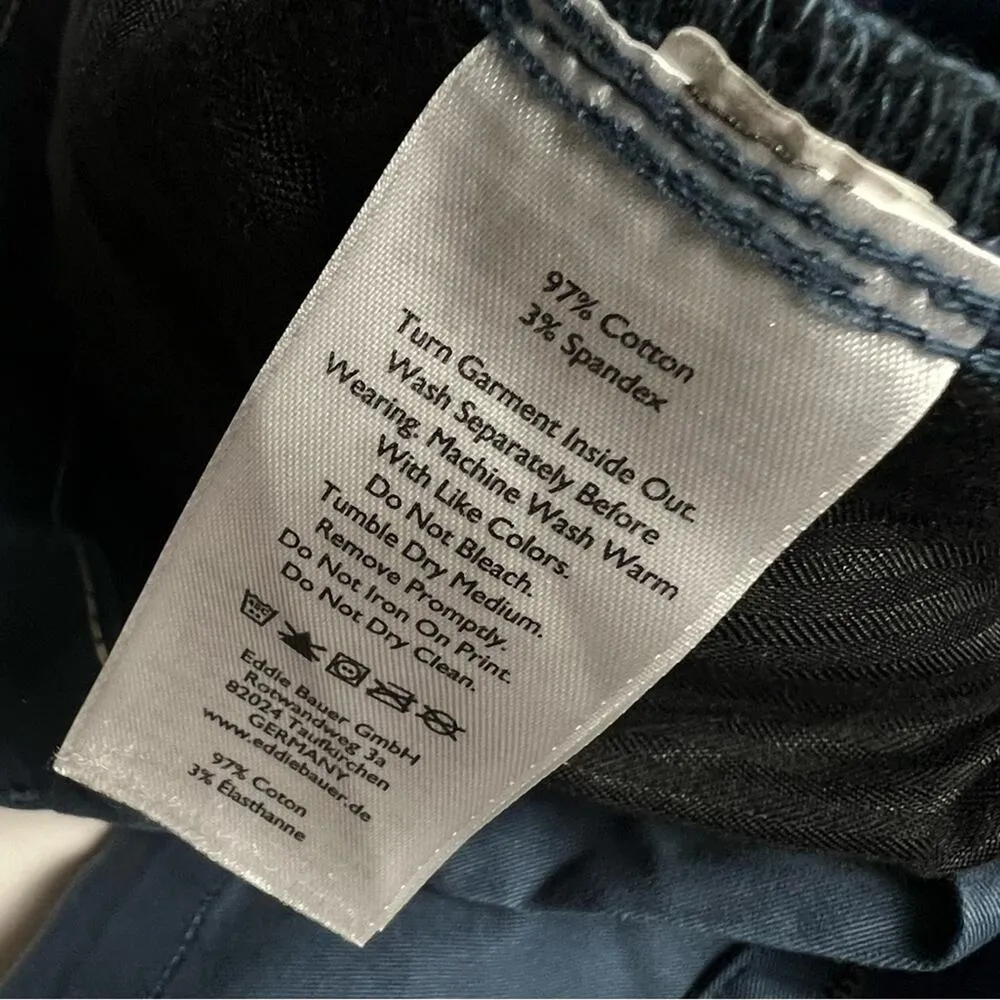 Eddie Bauer Womens  Mid-rise Rise Boyfriend Legend Wash Stretch Shorts Sz 10 - Image 9