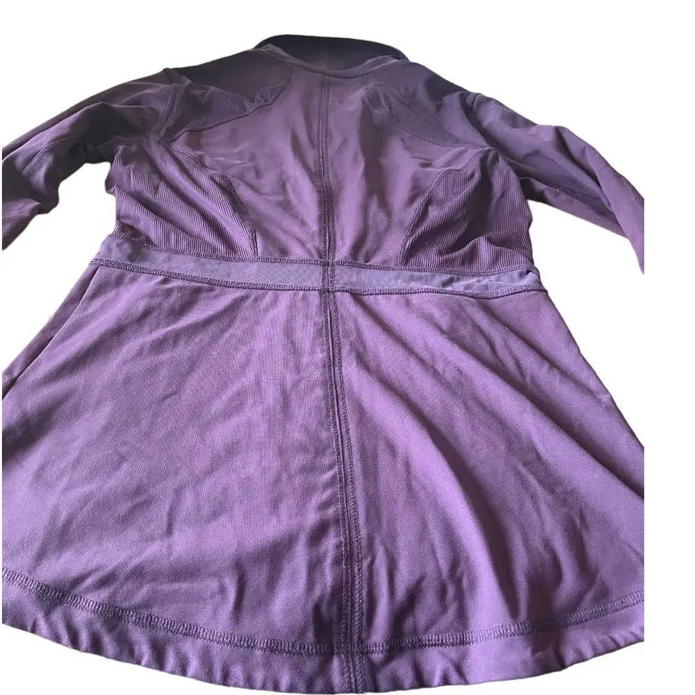 Calia Core Fitness Maroon Fitted Zip Up Athletic Jacket, size Small - Image 3