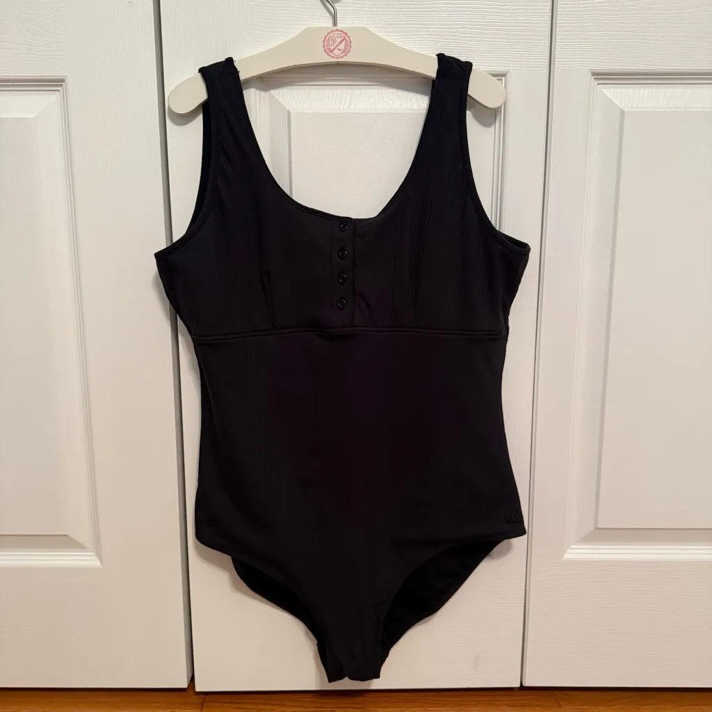 Albion Fit Deep End One Piece Swimsuit in Black - Image 2