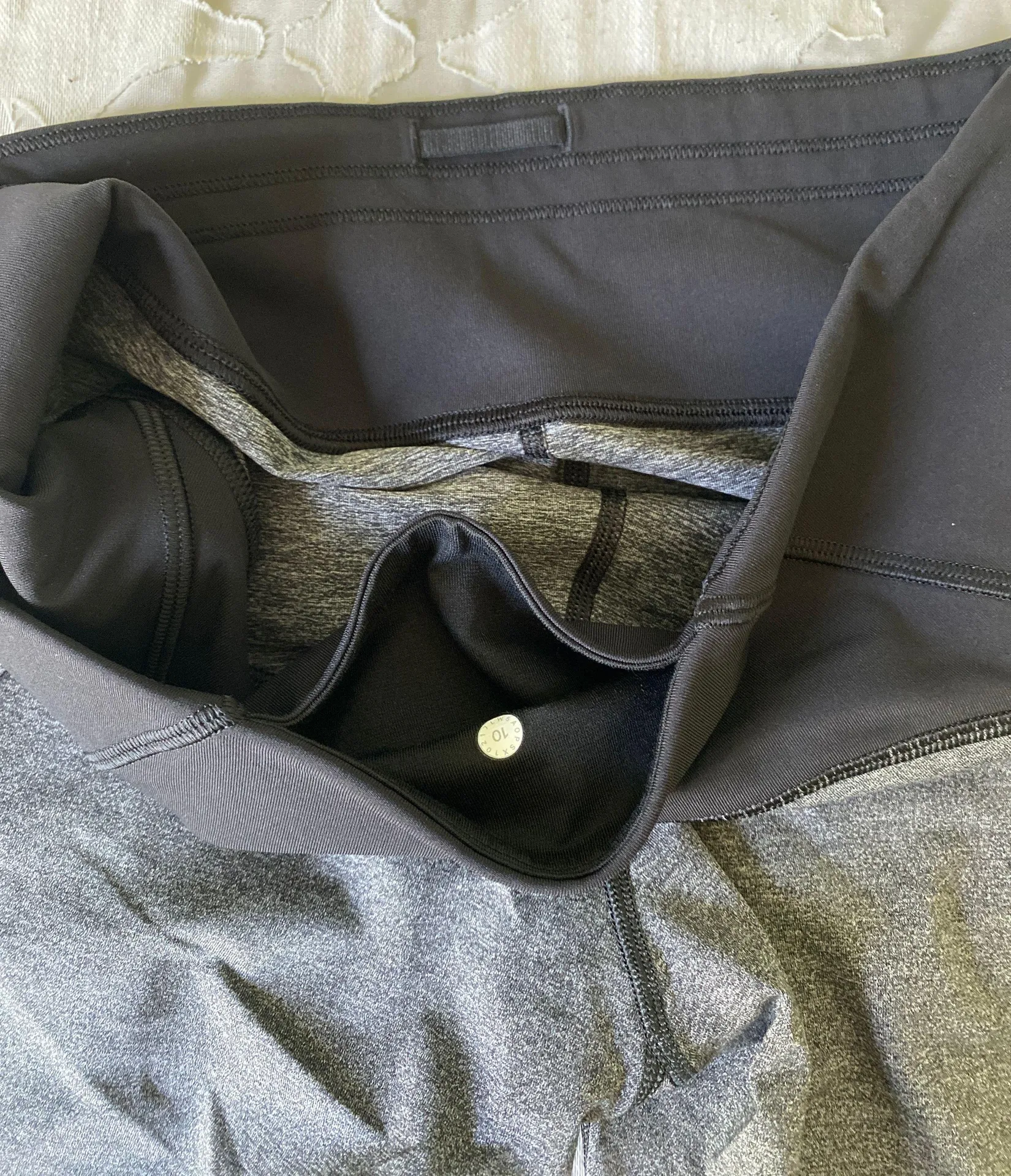 Lululemon High Rise Leggings - Image 6