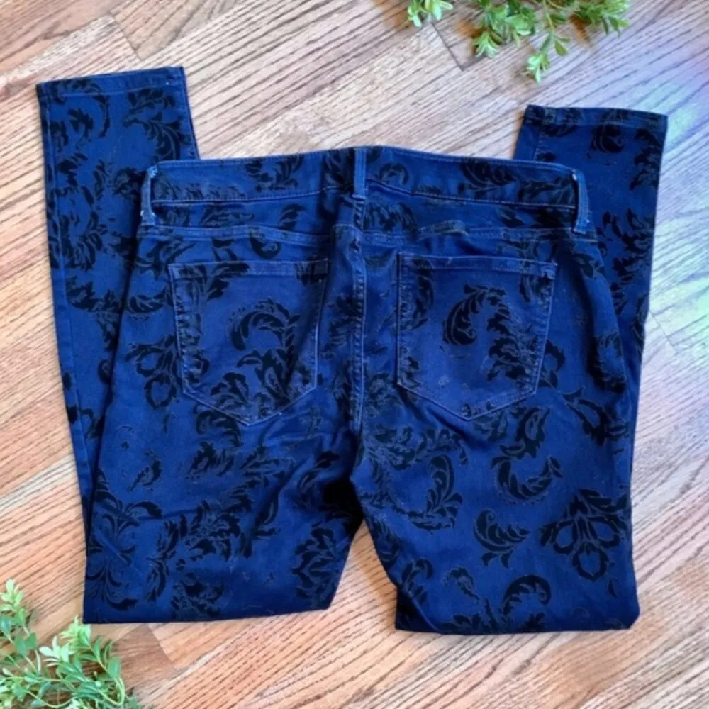 Old Navy Rockstar Skinny Jeans 4 Velvet Black Damask Applique Midnight Blue - Image 2