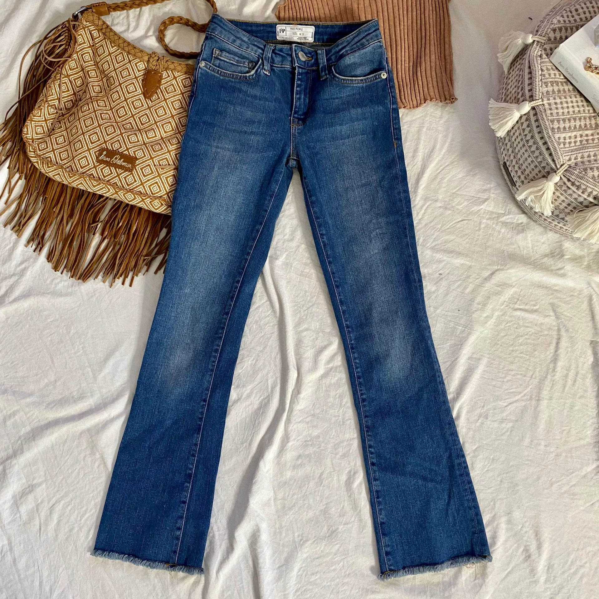 Low Rise Jeans - Image 2