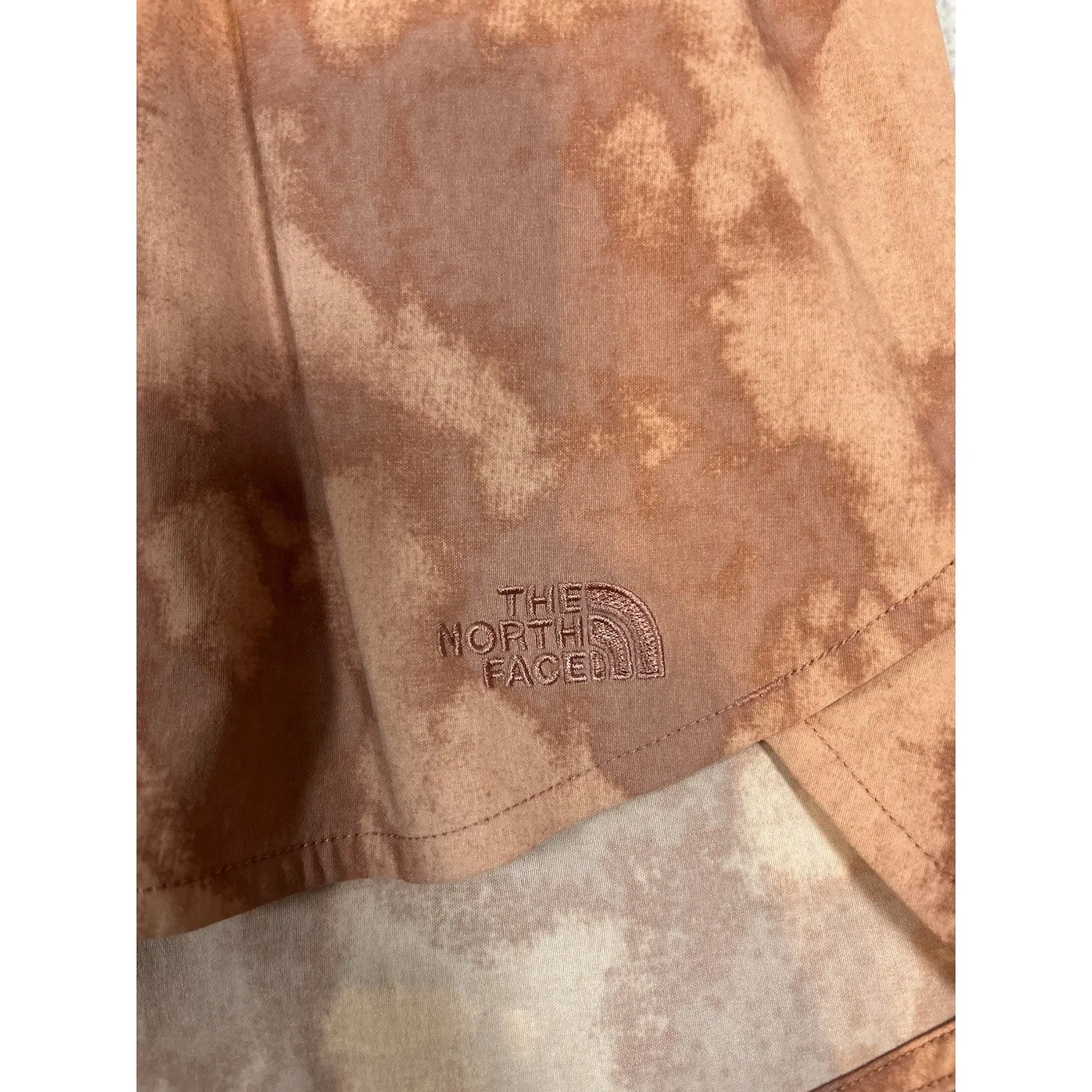 The North Face Coral Tie-Dye Running Shorts Size Large Elastic Waist Activewear - Image 3