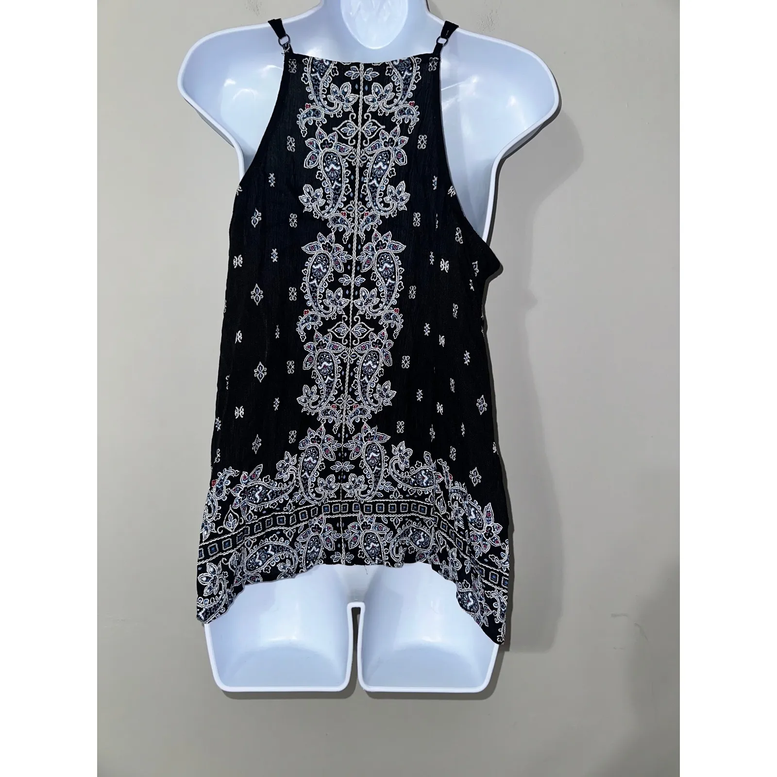 LUQ Black Paisley Print Sleeveless Tassel Tank Top Women's‎ Size L Size L - Image 4