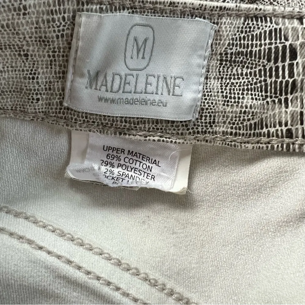 Madeleine Jeans Coated Snakeskin Skinny 4 Black Off white Y2K Edgy Party Chic - Image 14