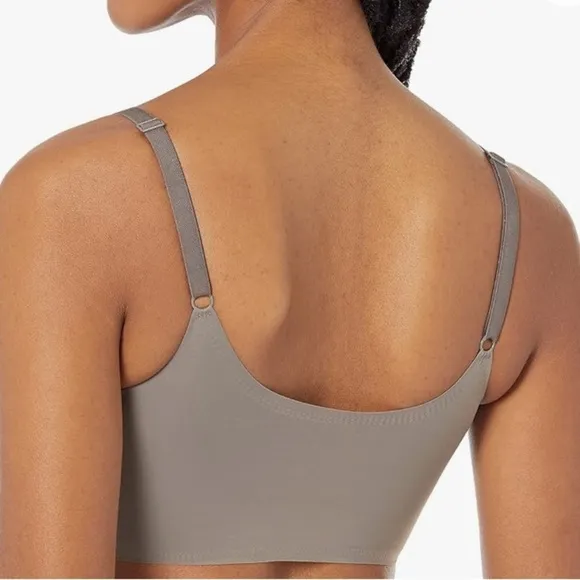 True & Co. True body boost Scoop neck bra adjustable strap wire free gray size M Size M - Image 2
