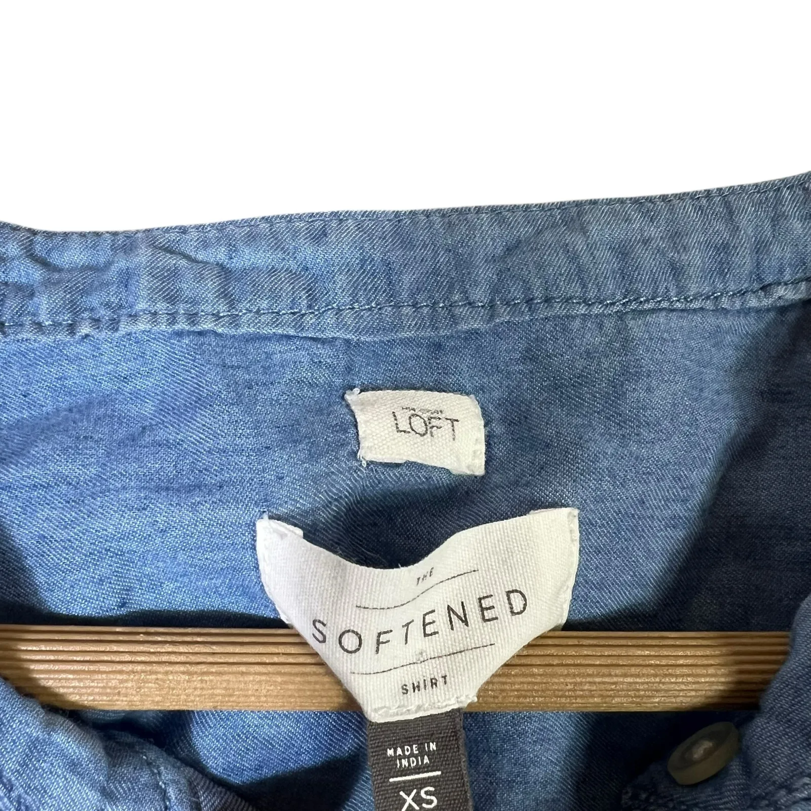 LOFT The Softened Shirt Cotton Lyocell Womens XS Blue Chambray Coastal Feminine - Image 5