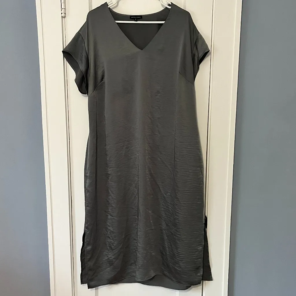 Universal standard grey silver V-neck short sleeve tunic dress small, fits 14-16 - Image 2