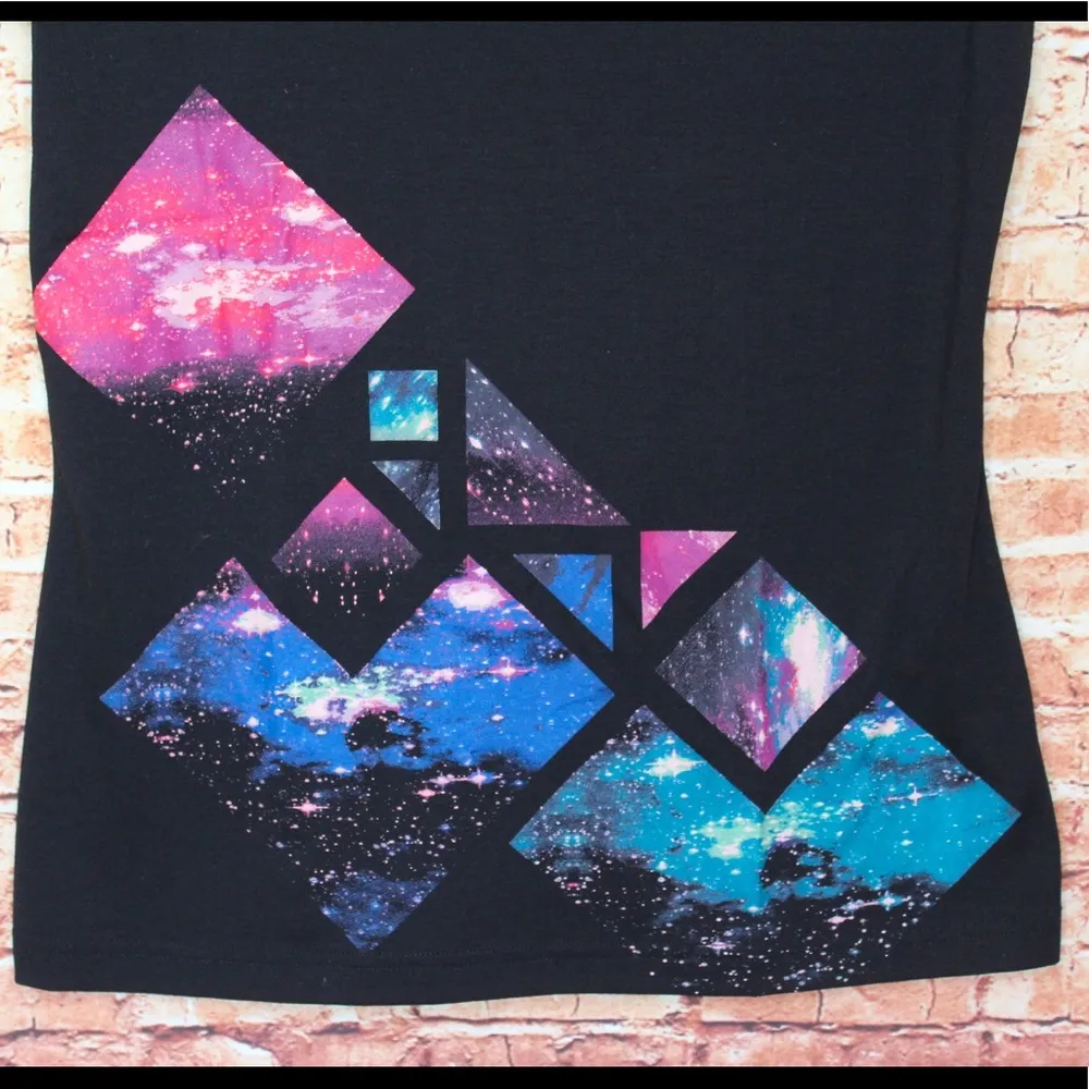 Fila | Black Galaxy Print U-Neck Workout Tee Shirt - Image 2