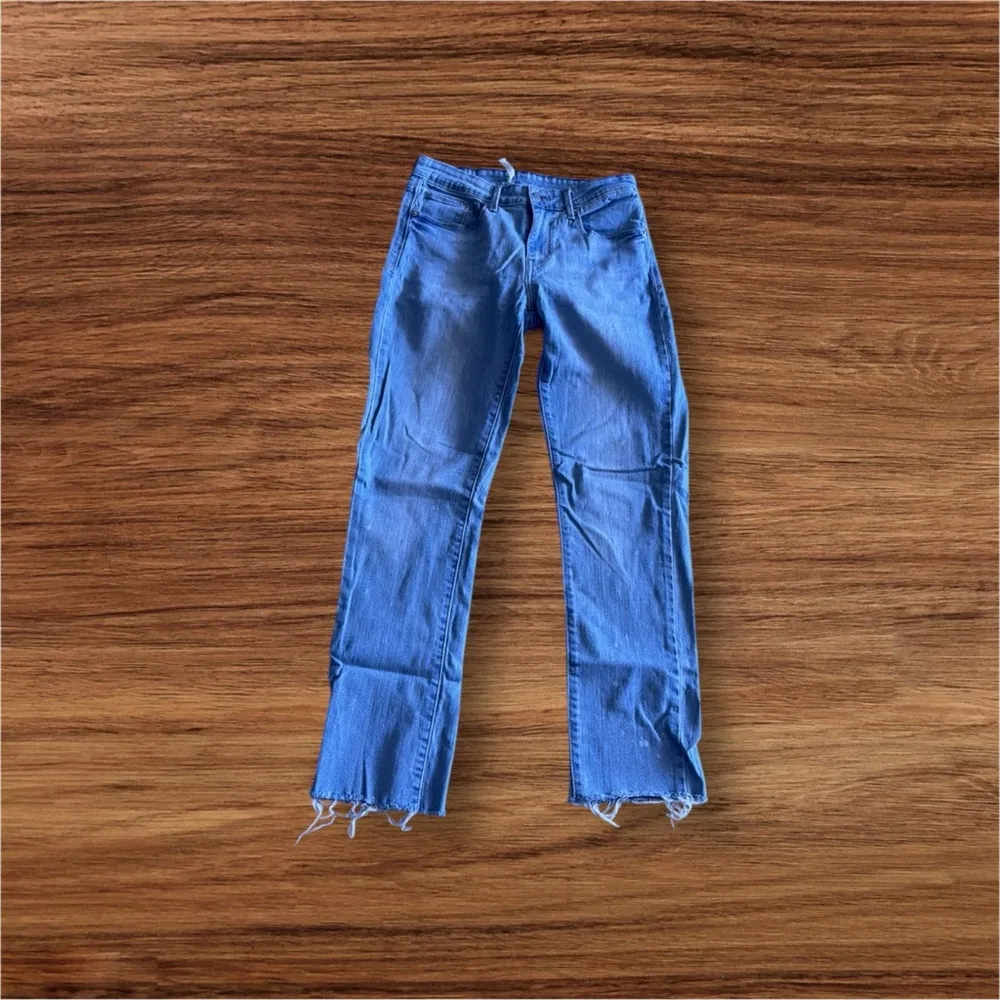 Levis Straus Co. Mid Rise Skinny ligth blue Jeans Womens Size 29 jeans pocket - Image 2