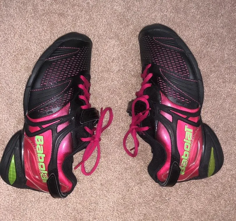 Babolat Tennis Shoes Size 7.5 - Image 4