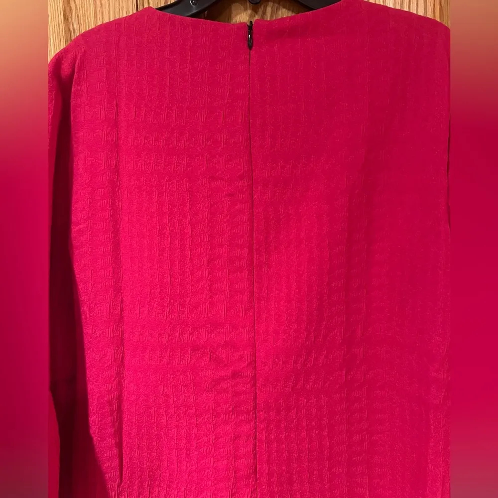 ZARA Women's Fuchsia Pink Textured Holiday Mini Dress with Tulip Sleeves Size XS - Image 12