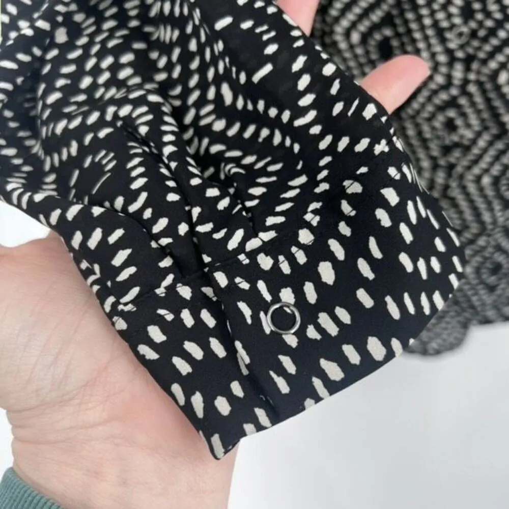 L'Agence ‎ Women's Aztec Print 100% Silk Button-Front Blouse Size Small - Image 11