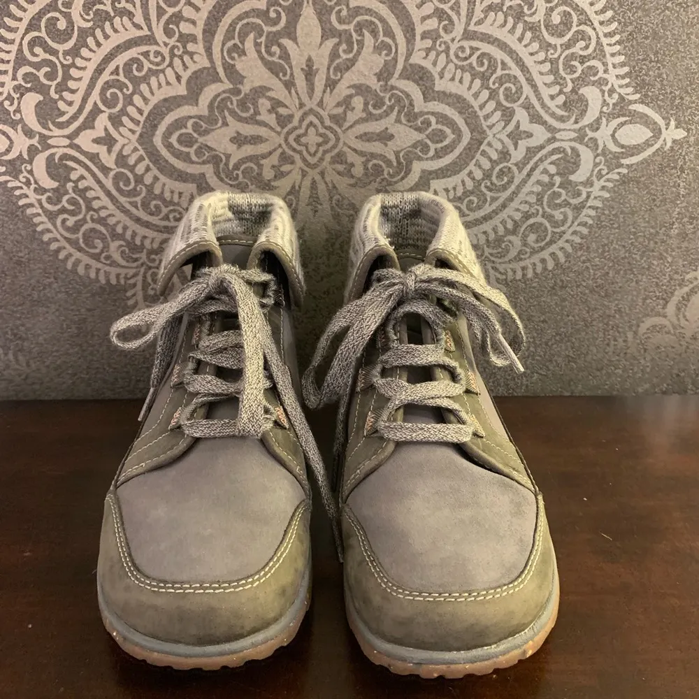 7 Chaco Barbary Waterproof Boots - Image 3