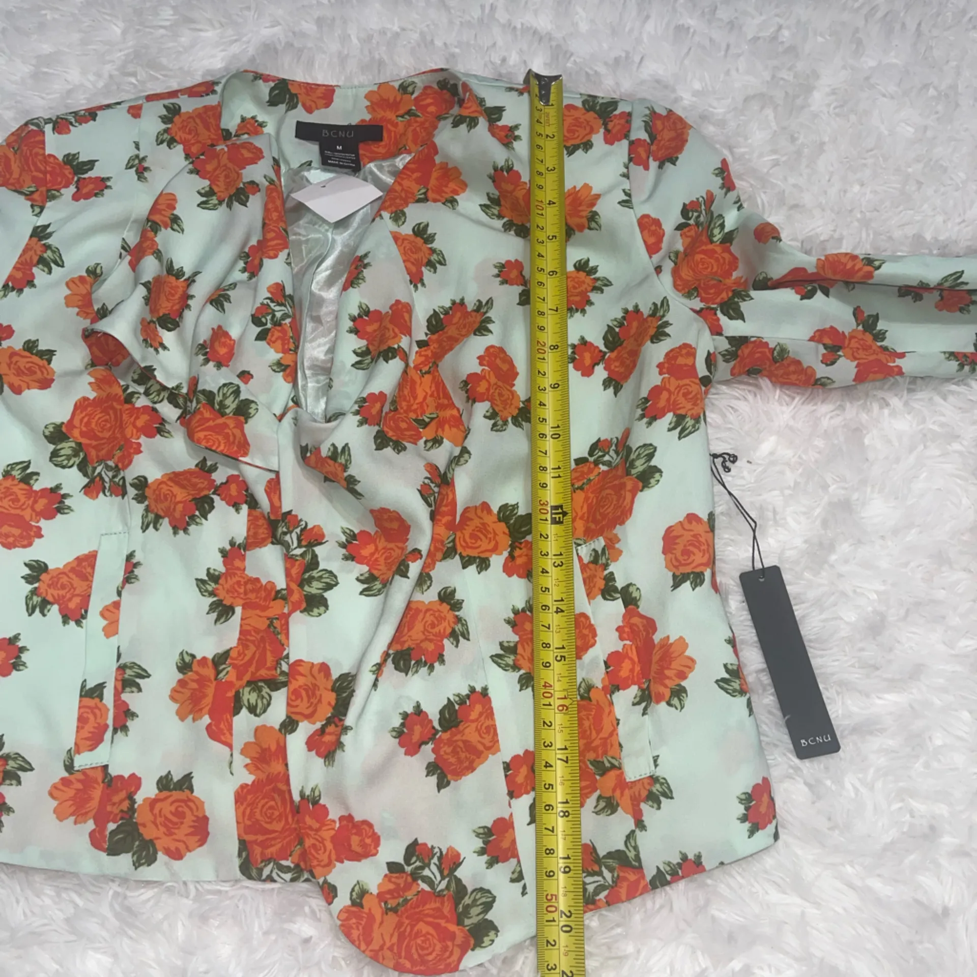 BCNU semi cropped light blue orange floral jacket blazer NWT size Medium - Image 7