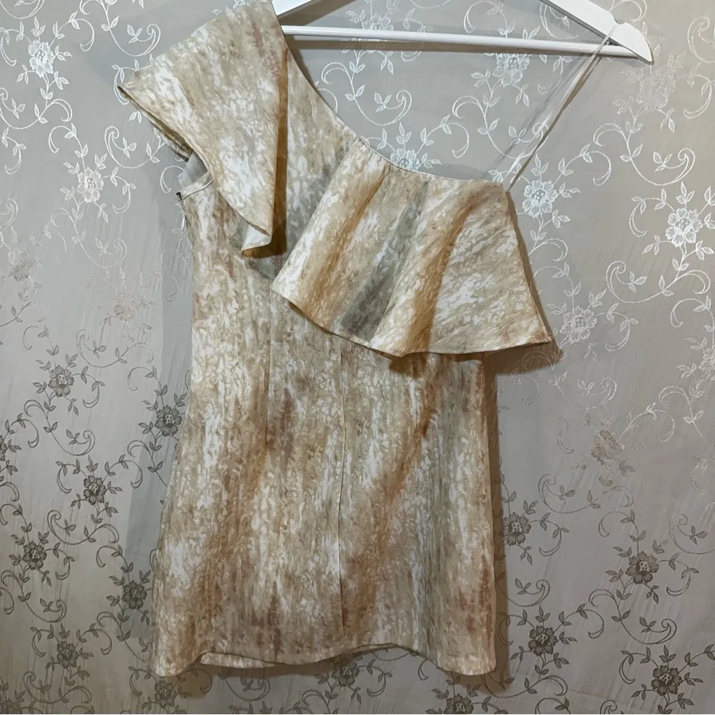 BCBGeneration Cream One-Shoulder Ruffle Dress - Image 7