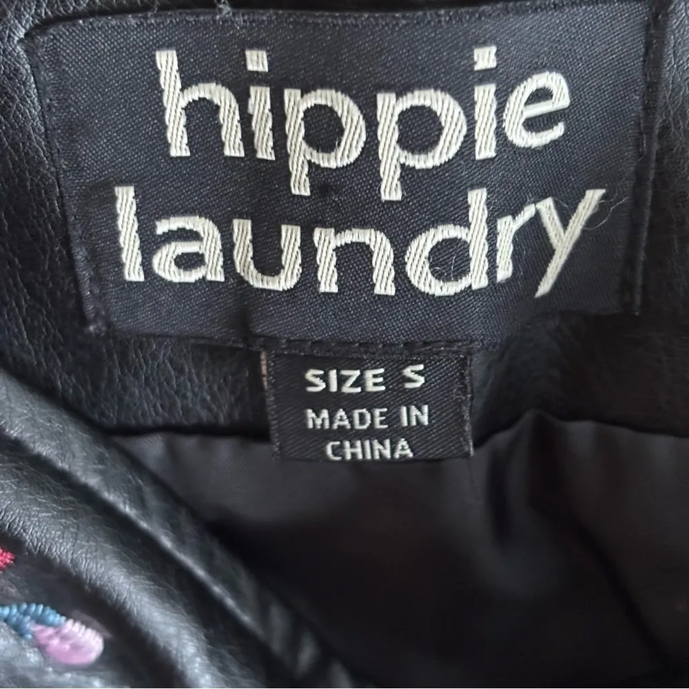 Hippie Laundry Faux Leather Embroidered Boho Mini Skirt Sz S - Image 5