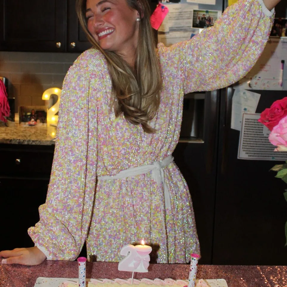 Retrofête Long Sleeve Sequin Mini Dress Pink - Image 2