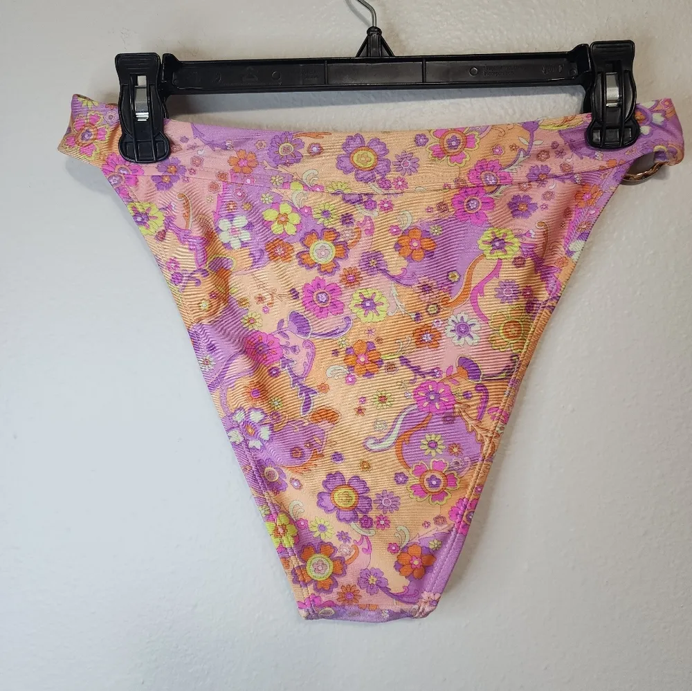NWT new body bikini set floral 70s style Pink Size M - Image 6