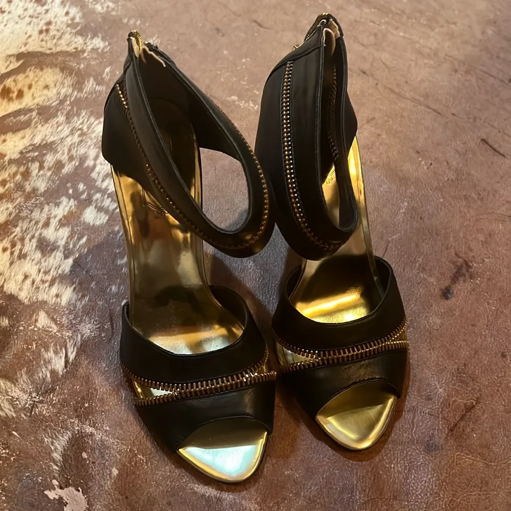 Ted Baker Zipper Heel - Image 6