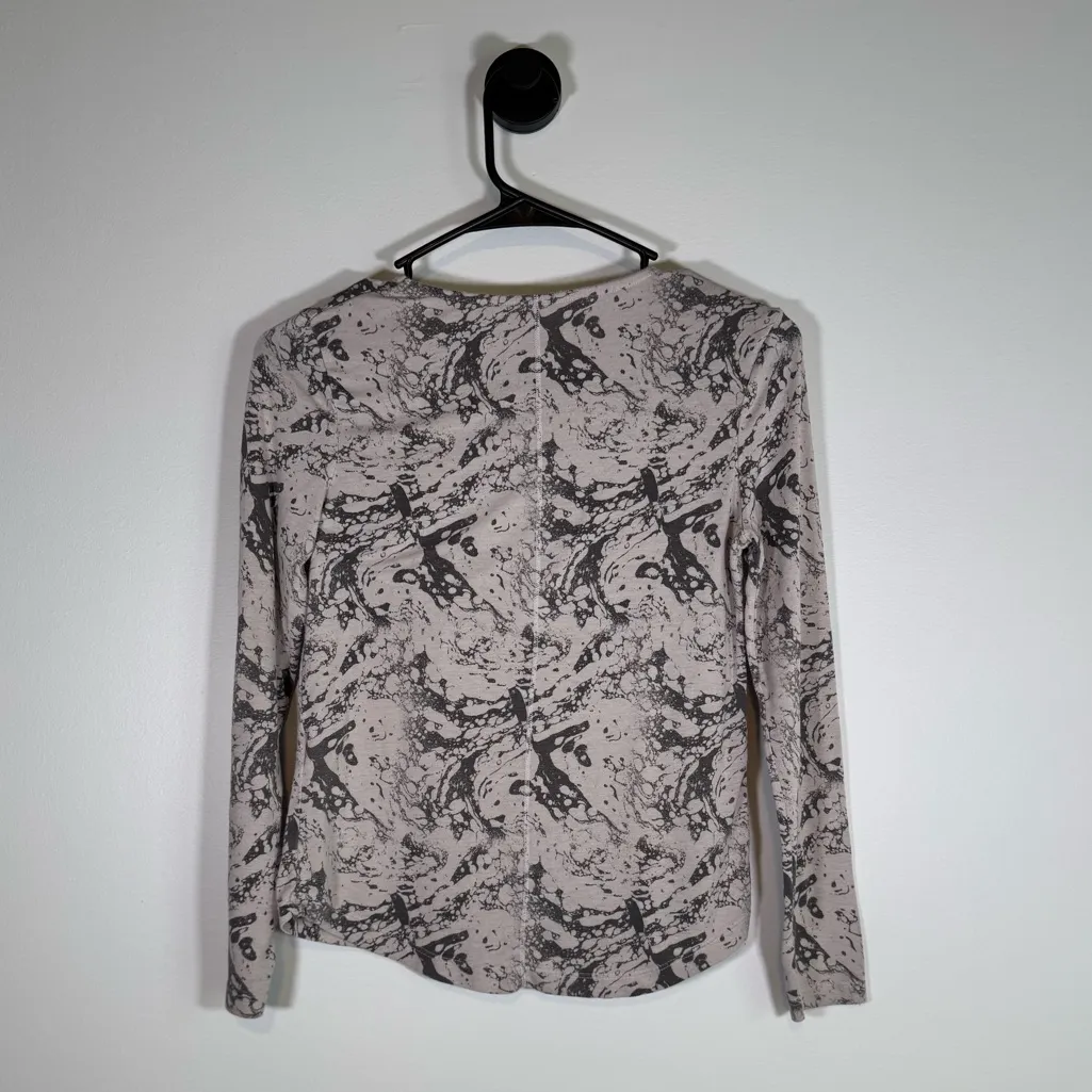 Y2K Grunge Marble Print Long Sleeve Top Black - Image 3