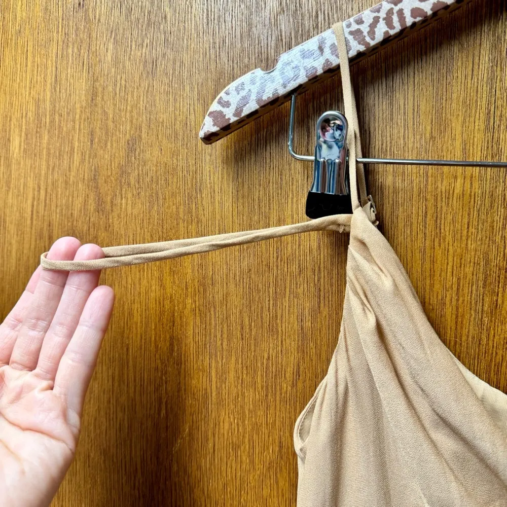 NEW NBD Dua Mini Sleeveless Cocktail Dress Tiered Ruffles Nude Medium NWT - Image 8