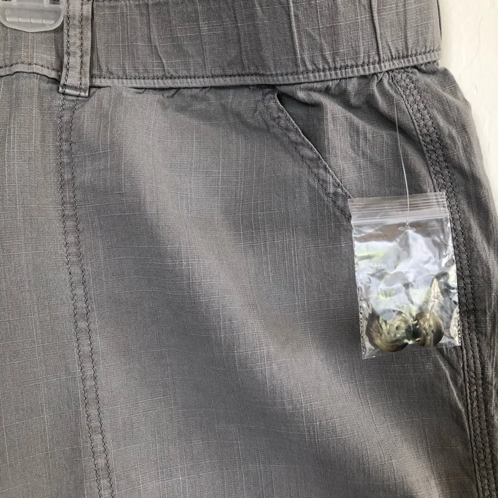 SONOMA Womens BERMUDA Shorts Size 30W Gray Comfort Waistband New - Image 5