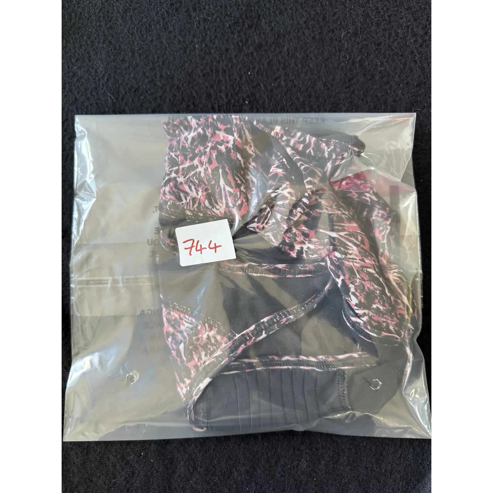 Women's Lululemon Training Yoga Tank Top Pullover Size‎ 6 - Image 7