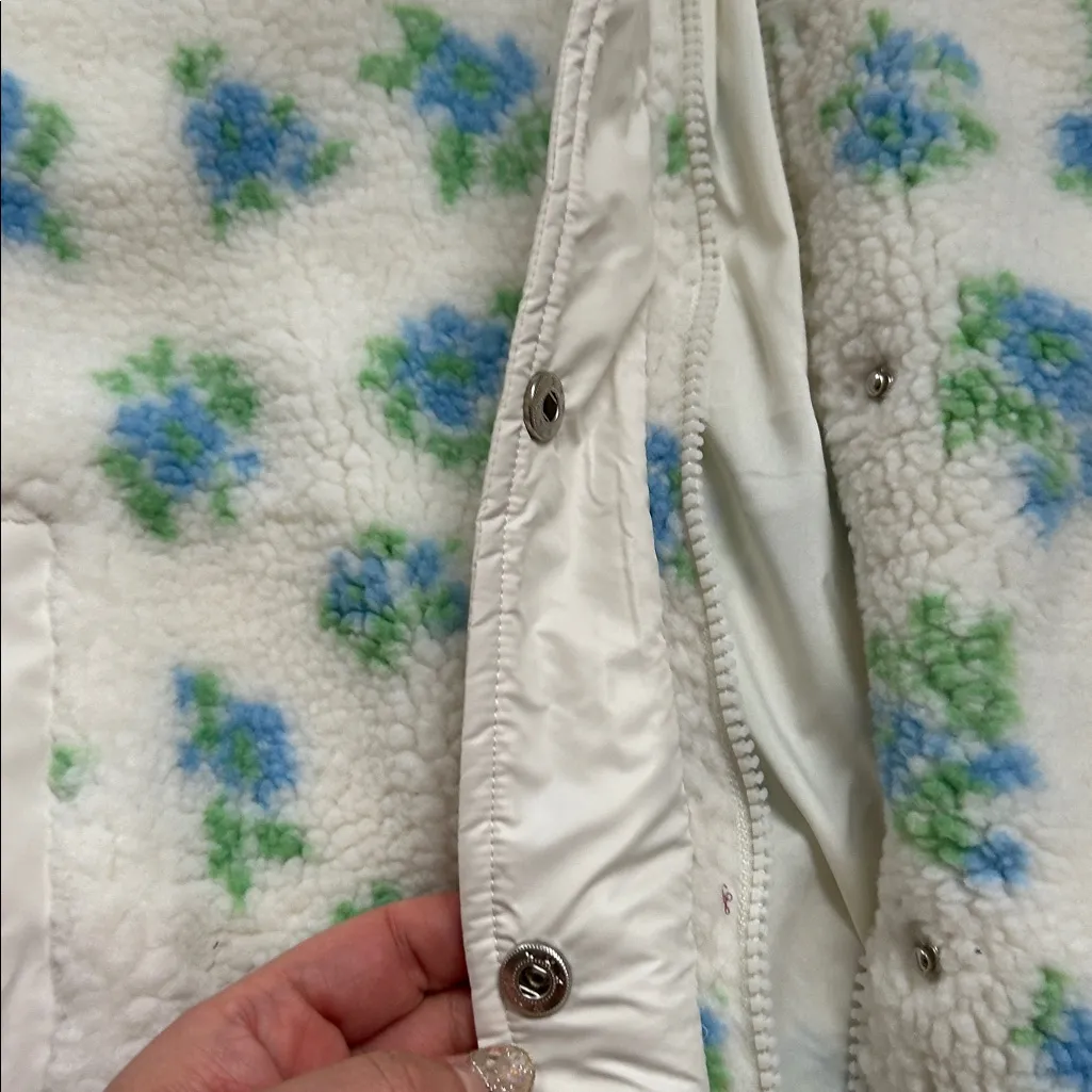Double Zero Floral Sherpa Jacket. S - Image 4