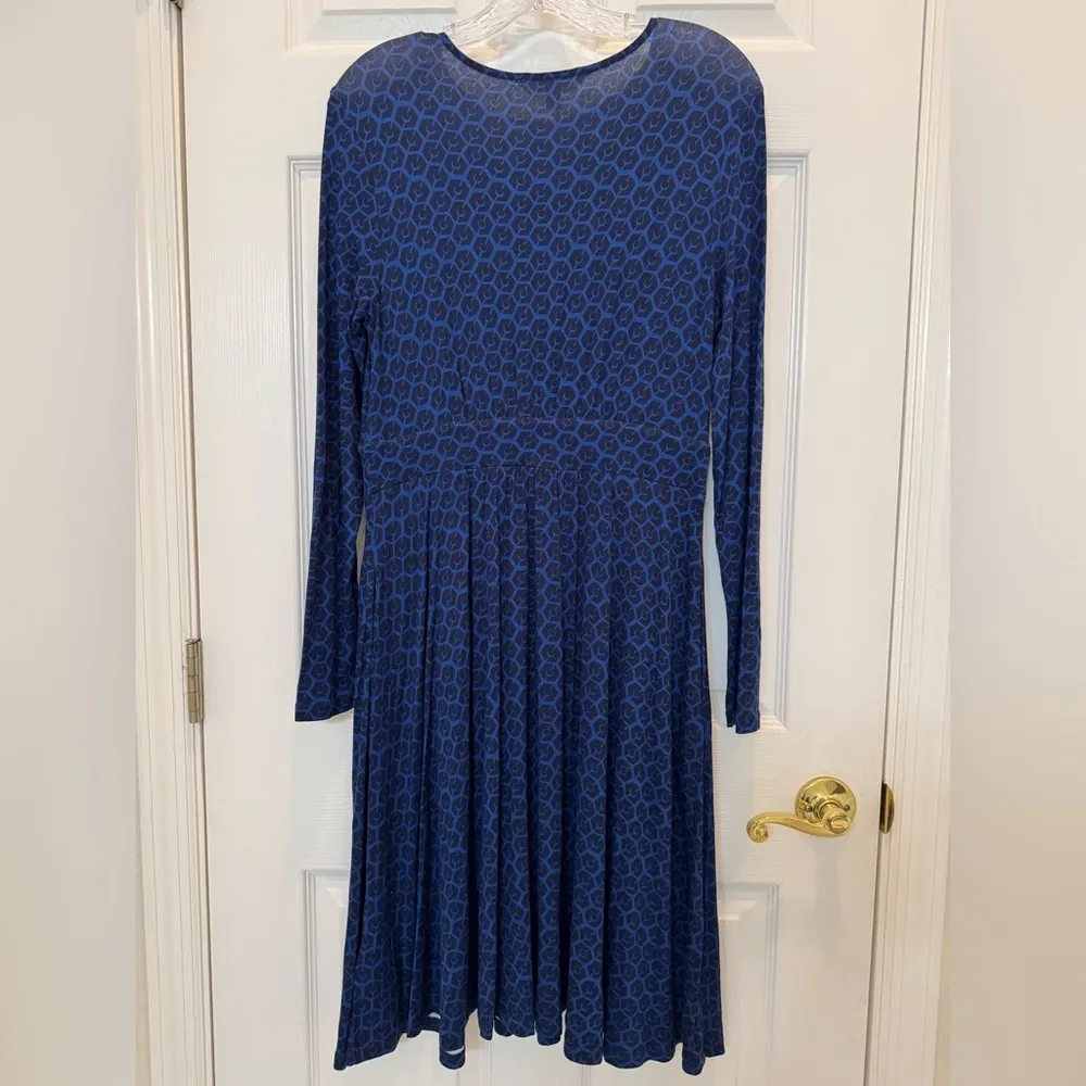 Boden Thea Long Sleeve Jersey Dress in Blue Geo Print Size 8 - Image 3