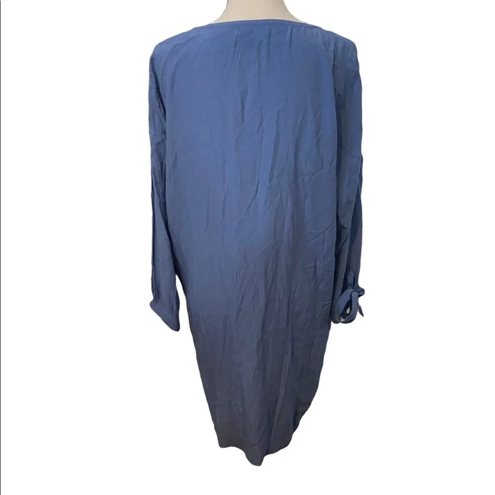 Madewell blue 100% viscose split v-neck front tie accent sleeves dress. - Image 3