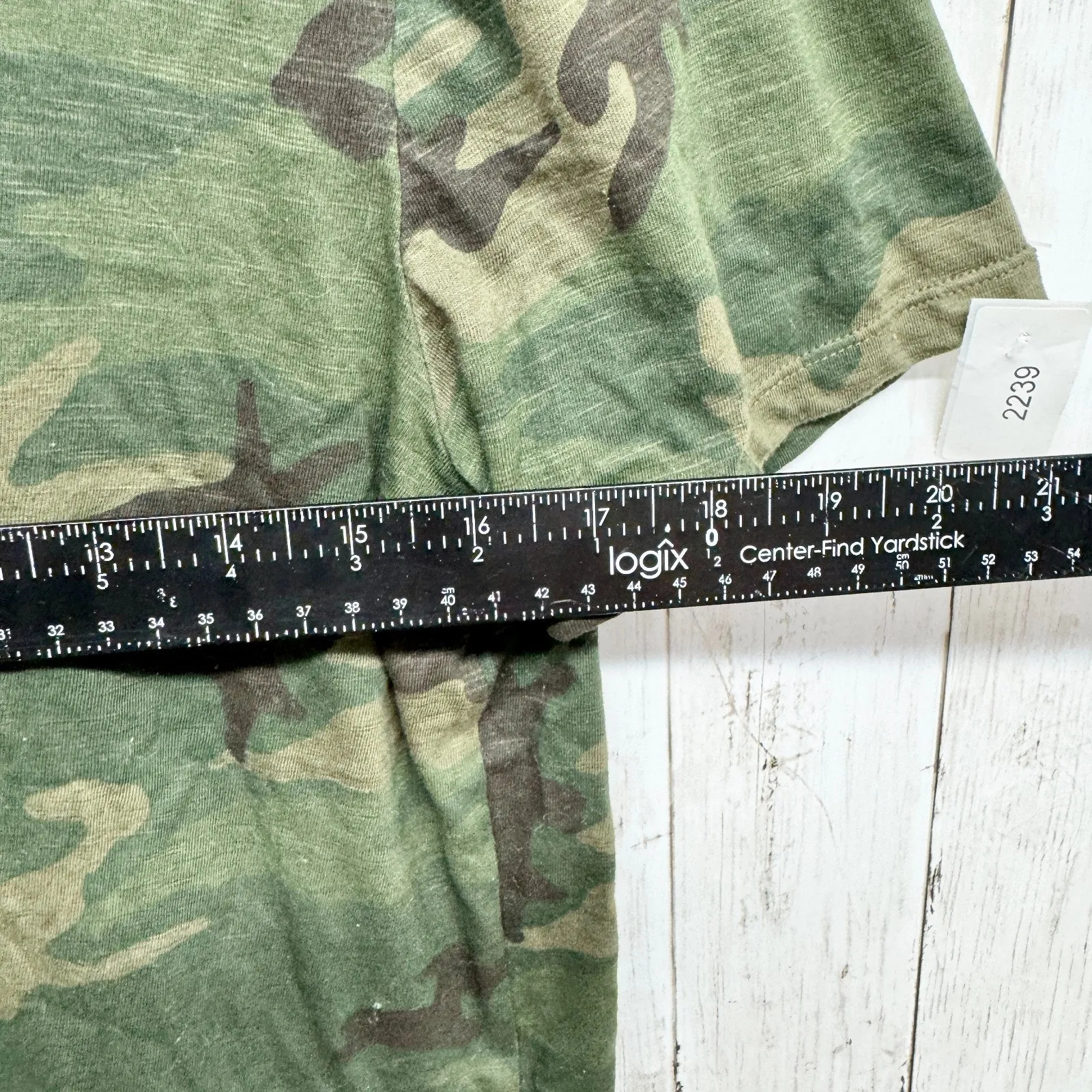 Calvin Klein Jeans Top Women Size Small Camo Cotton Crewneck Short Sleeve Shirt - Image 4