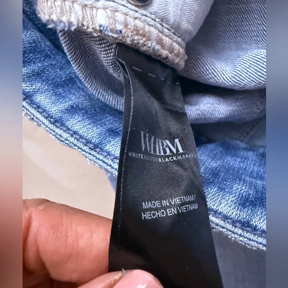 White House Black Market braided bell detail bell Skinny Blue Jeans Size 0 - Image 4