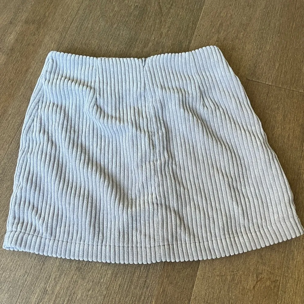 Lulus Corduroy Skirt Grey XS worn once - Image 2