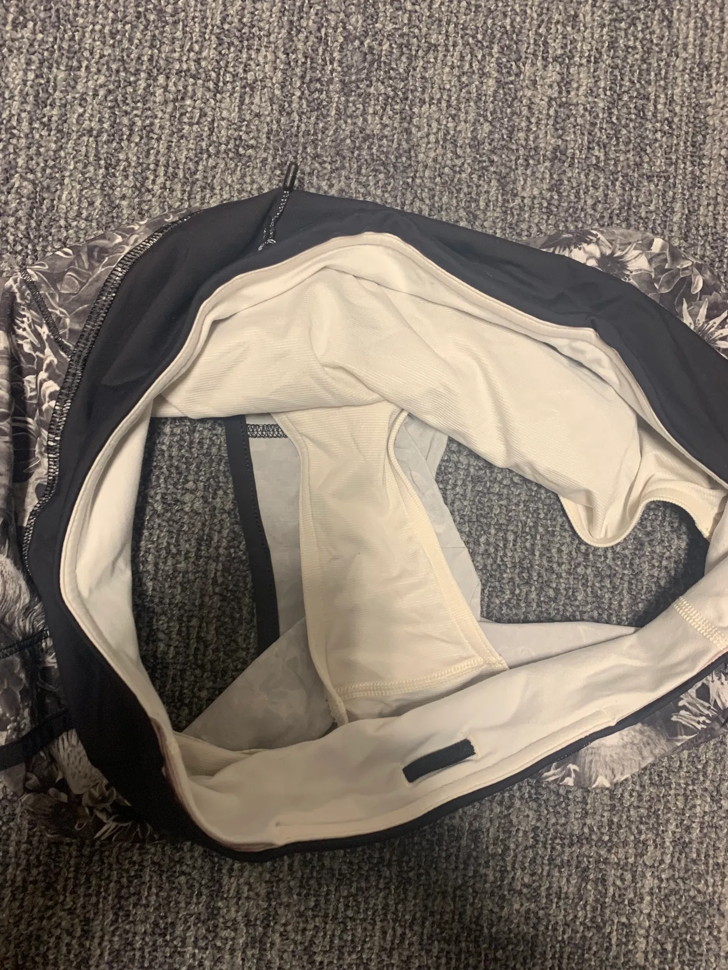 Lululemon Speed Short 2.5’’ Size 8 - Image 5