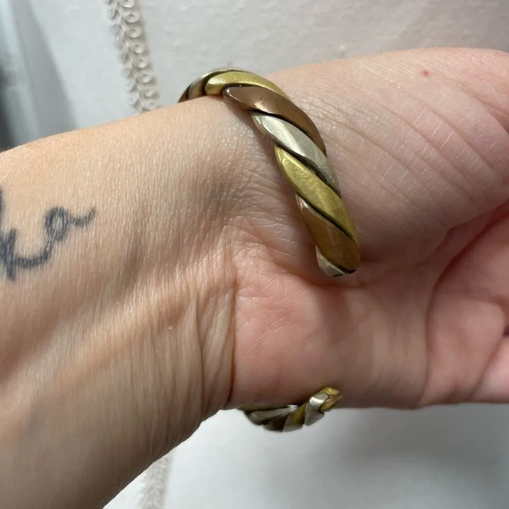 Vintage Mexico Stamped Gold & Silver Tone Twisted Bangle Bracelet Jewelry - Image 2