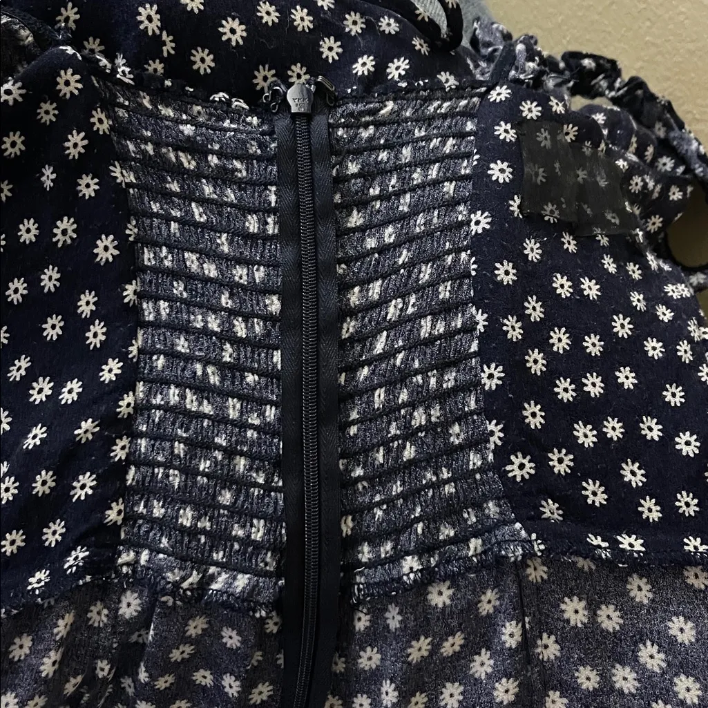 Reformation Navy Floral jumpsuit Size 6 - Image 5