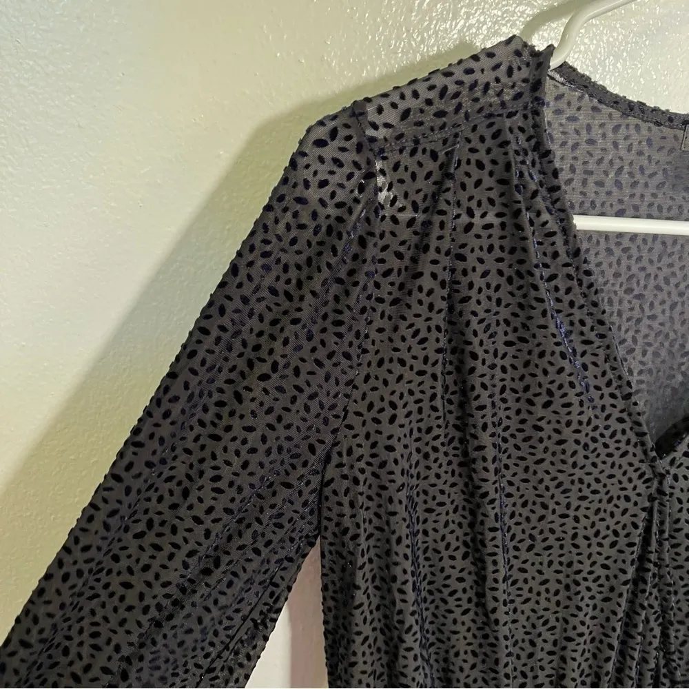 Halogen Flocked 3/4 Sleeve Peplum Top Navy Oval - Image 9