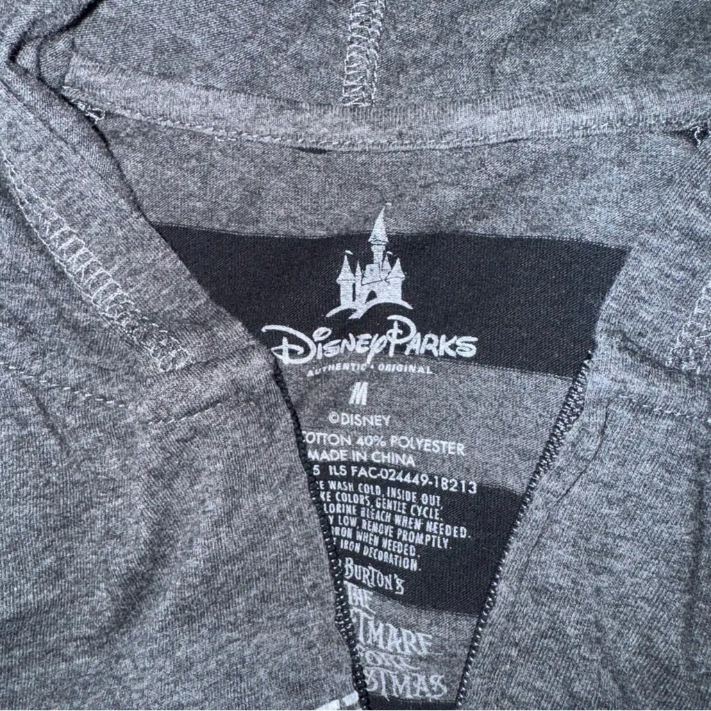 Disney Parks Jack & Sally Long Sleeve Disneyland Hoodie Womens Medium - Image 6