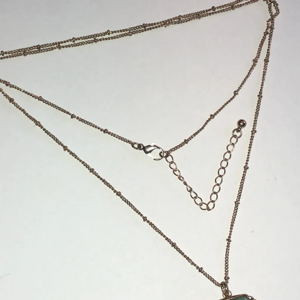 Elegant Gold Tone Green and Peach Shimmer Boho Pendant Necklace - Image 5