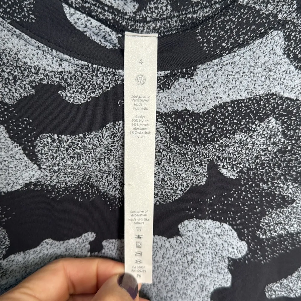 Lululemon All Yours Short Sleeve Black Camo Camouflage Training Top W1021 Sz 4 - Image 8