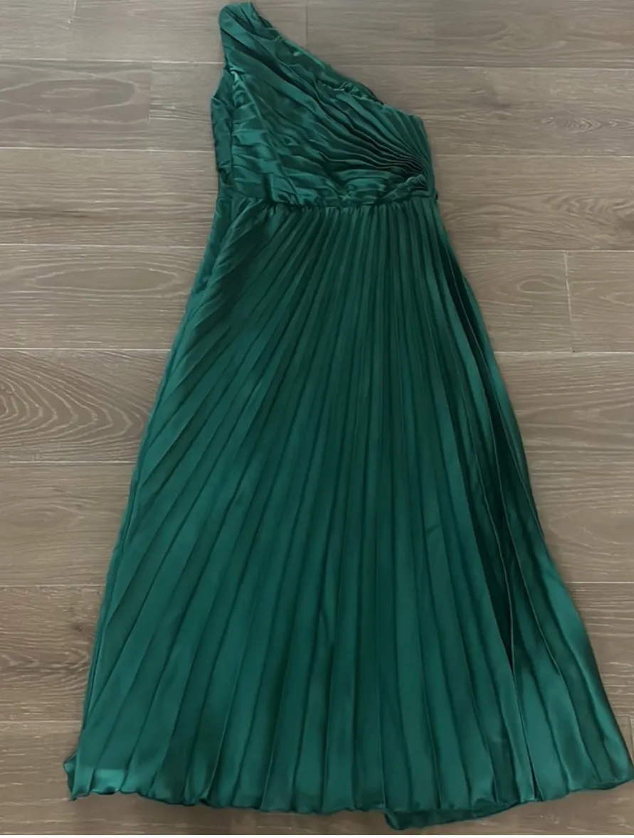 Abercrombie Giselle One-Shoulder Pleated Maxi Dress - Image 4