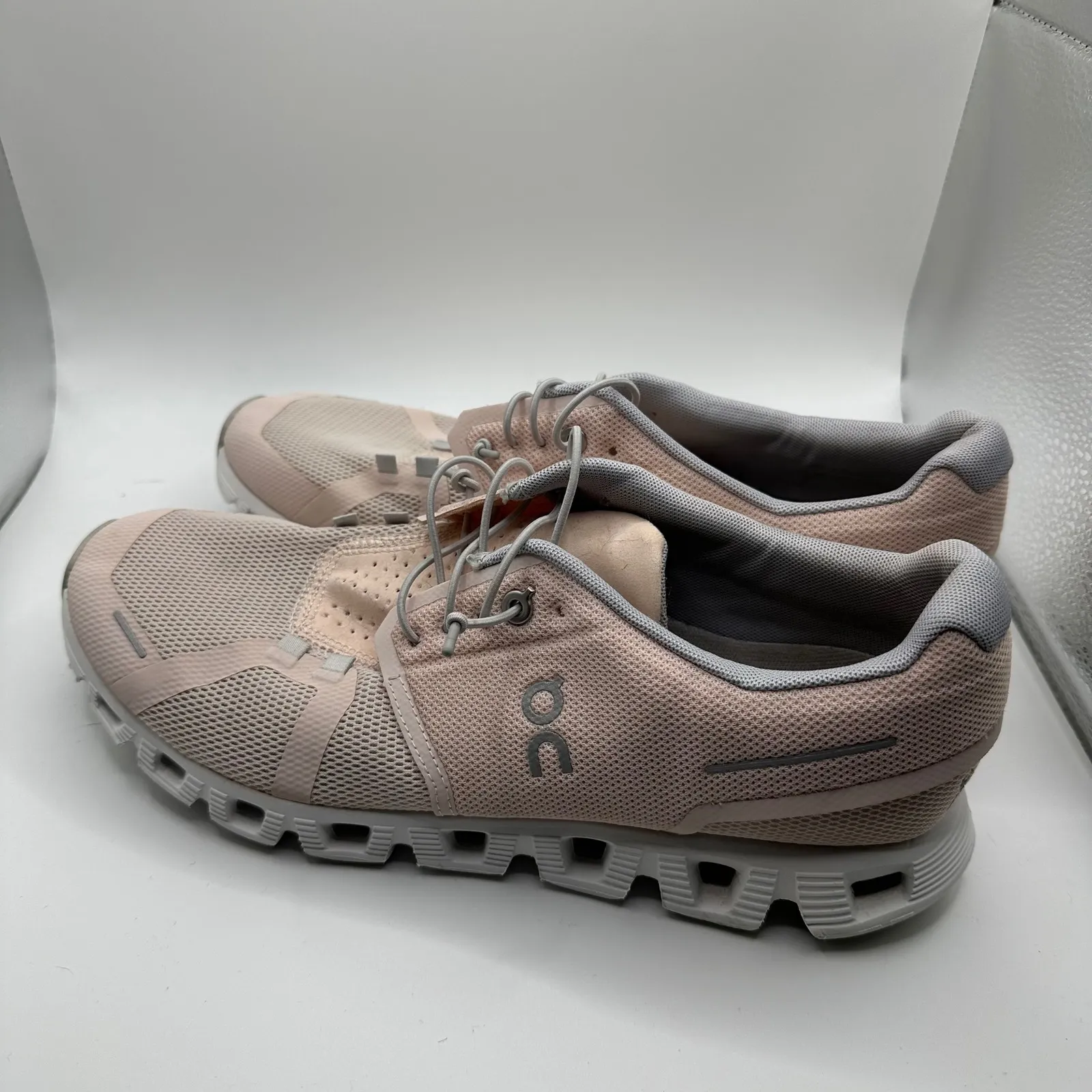 On Cloud Running Shoes Women Pink Cloud 5 Lightweight Swiss Engineering US W 10 - Image 3